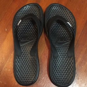 Nike Flip Flops